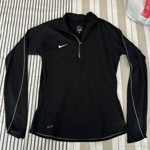 Women’s Nike 1/4 zip